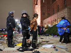 UCLA Classes Back Offline Amid Ease Of Campus Protests