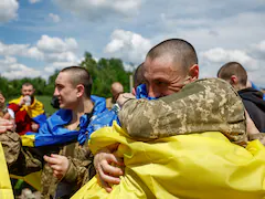 Russia, Ukraine Announce 1st Prisoner Exchange In Nearly 4 Months