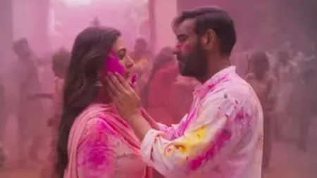 Ajay Devgn, Tabu play Holi in the intriguing Auron Mein Kahan Dum Tha teaser. Watch