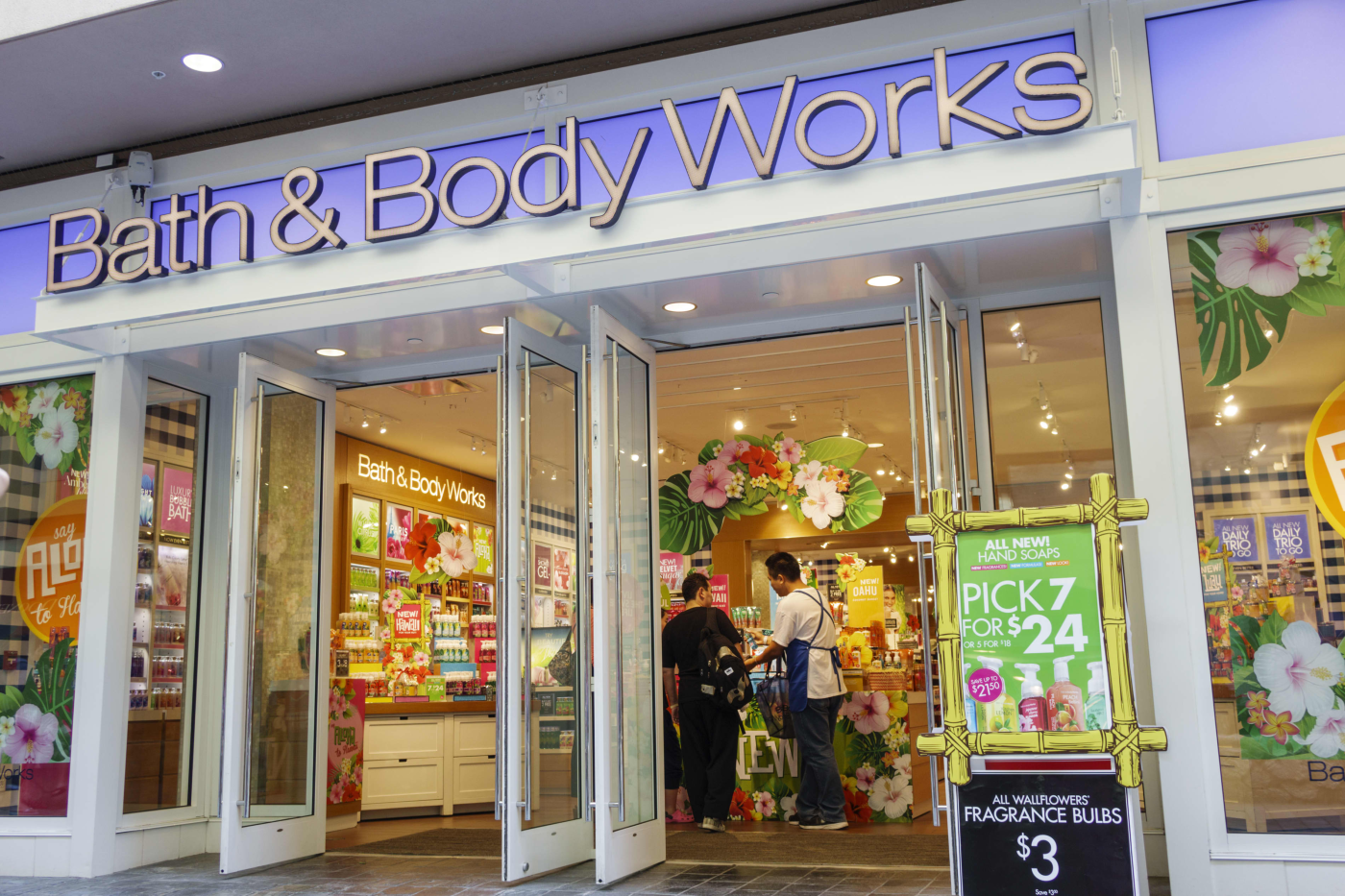 Stocks making the biggest moves midday: Bath & Body Works, Carnival, GameStop and more