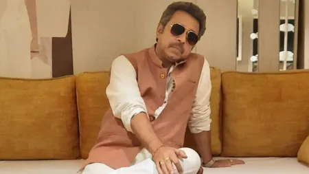 Panchayat actor Pankaj Jha says actors who can’t say dialogues are ‘stars’ in Bollywood, blames ‘low IQ’ of Indian audience