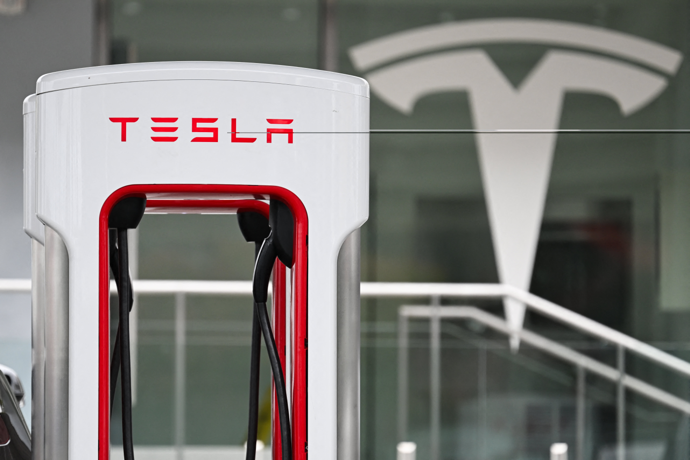 Stocks making the biggest moves before the bell: Tesla, Broadcom, Dave & Buster's and more