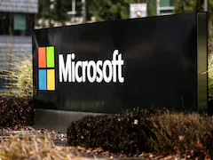 Microsoft Tells Clients Russian Hackers Viewed Emails: Report