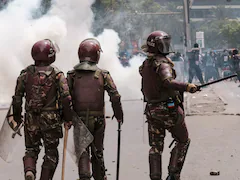 Pics: Tear Gas, Rocks, And Looting As Kenya Police And Protesters Clash