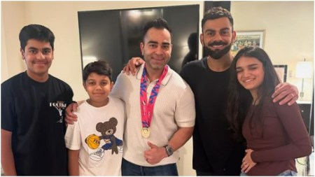 Anushka Sharma is all heart as Virat Kohli reunites with his family after returning to India with T20 trophy. See pics