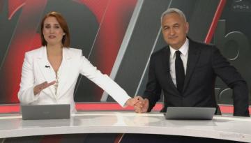 Mike McRoberts and Samantha Hayes make an emotional farewell to Newshub viewers