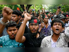 Bangladesh Students Continue Protests, Reject PM's Justice Pledge