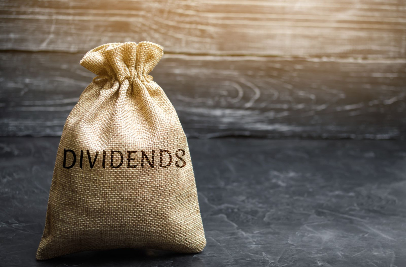 1 Cheap Dividend King Working with Meta on AI Data Centers