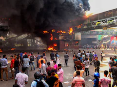 Bangladesh Student Group Suspends Protests For 2 Days Over Staggering Death Count