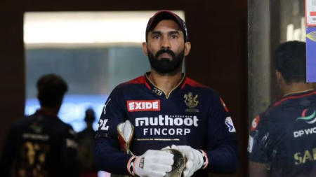 Dinesh Karthik reverses retirement, set to play for Paarl Royals in SA20 2025