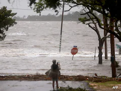 South Carolina Anticipates Deluge As Hurricane Debby Makes Landfall