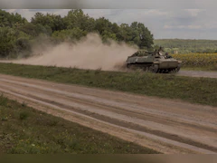 Russian Army Hit Ukraine Troops Around 30 km Into Its Territory