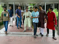 Bangladeshi Students On Alert, To Remain On Streets To Resist Chaos