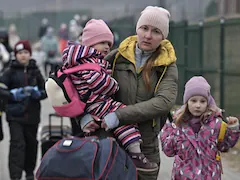 Ukrainian Refugees Forced Onto Streets After Hungarian Asylum Rule Change