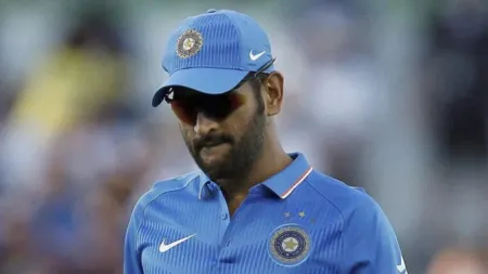 Dinesh Karthik apologises for not picking MS Dhoni in his all-time XI, says it was a ‘blunder’