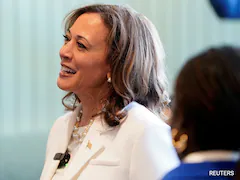 Kamala Harris Steers Clear Of Mentioning Race Or Gender In Historic Bid