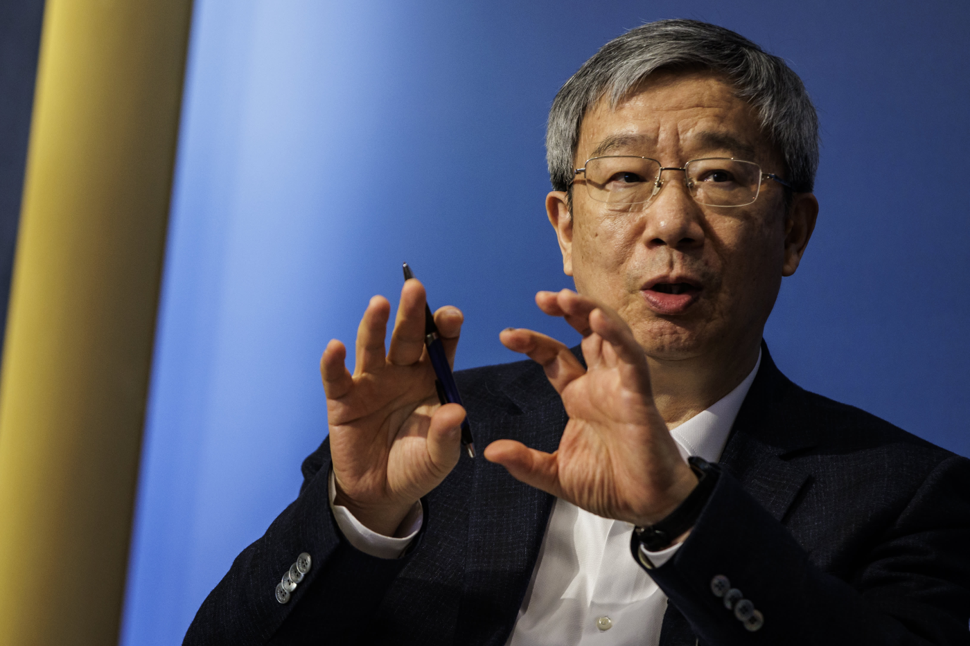 China should focus on fighting deflationary pressure, former central bank governor says