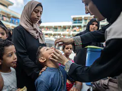 Israeli Strikes Kill 27 Palestinians In Gaza As Polio Vaccination Resumes