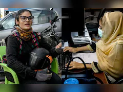 "Will Work Openly Like Any Man": How Pak Women Are Facing Economic Crisis