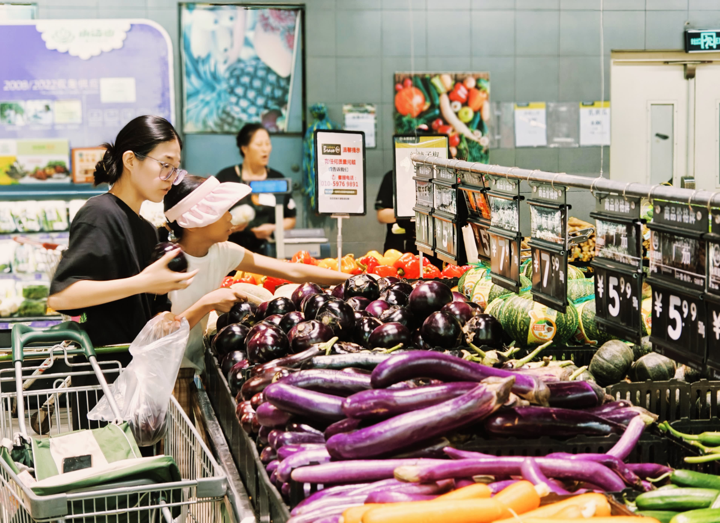 China's CPI climbs 0.6% in August, missing expectations as transport, home goods prices fall