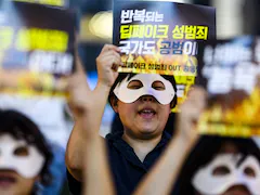 In South Korea, School Students, Teachers Battle Deepfake Porn Crisis