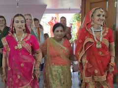 Watch: Two Russian Couples Get Married As Per Hindu Rituals In Haridwar