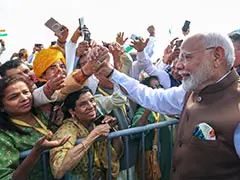 Watch: Indian Community's Big Welcome For PM Modi As He Lands In US