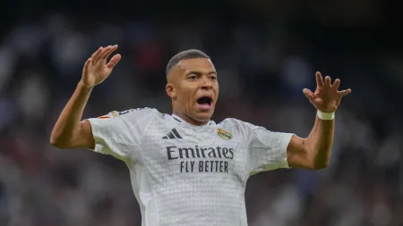 Kylian Mbappé sidelined with a hamstring injury