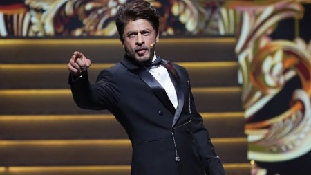 Karan Johar asks Shah Rukh Khan about his retirement plans, actor compares himself to MS Dhoni: ‘Hum na na karke bhi…’